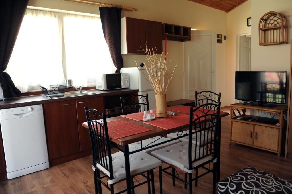 Arany Szőlő Wellness Apartmanház Hévíz Habitación foto
