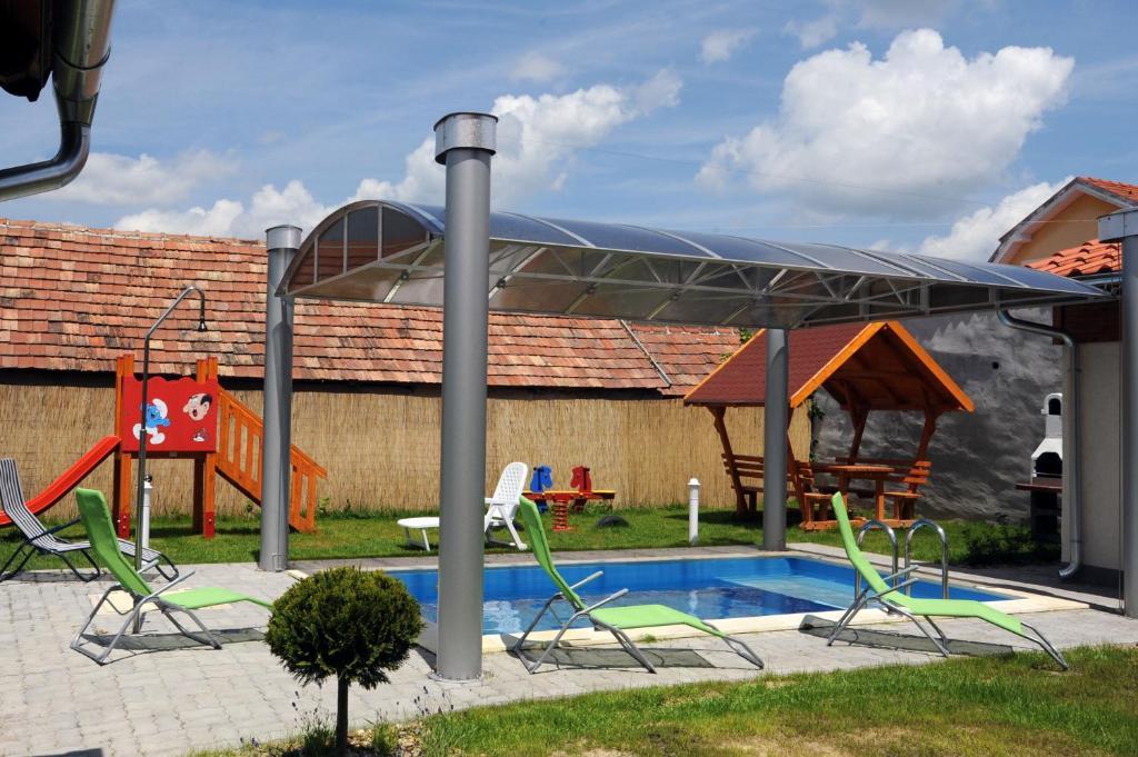 Arany Szőlő Wellness Apartmanház Hévíz Exterior foto